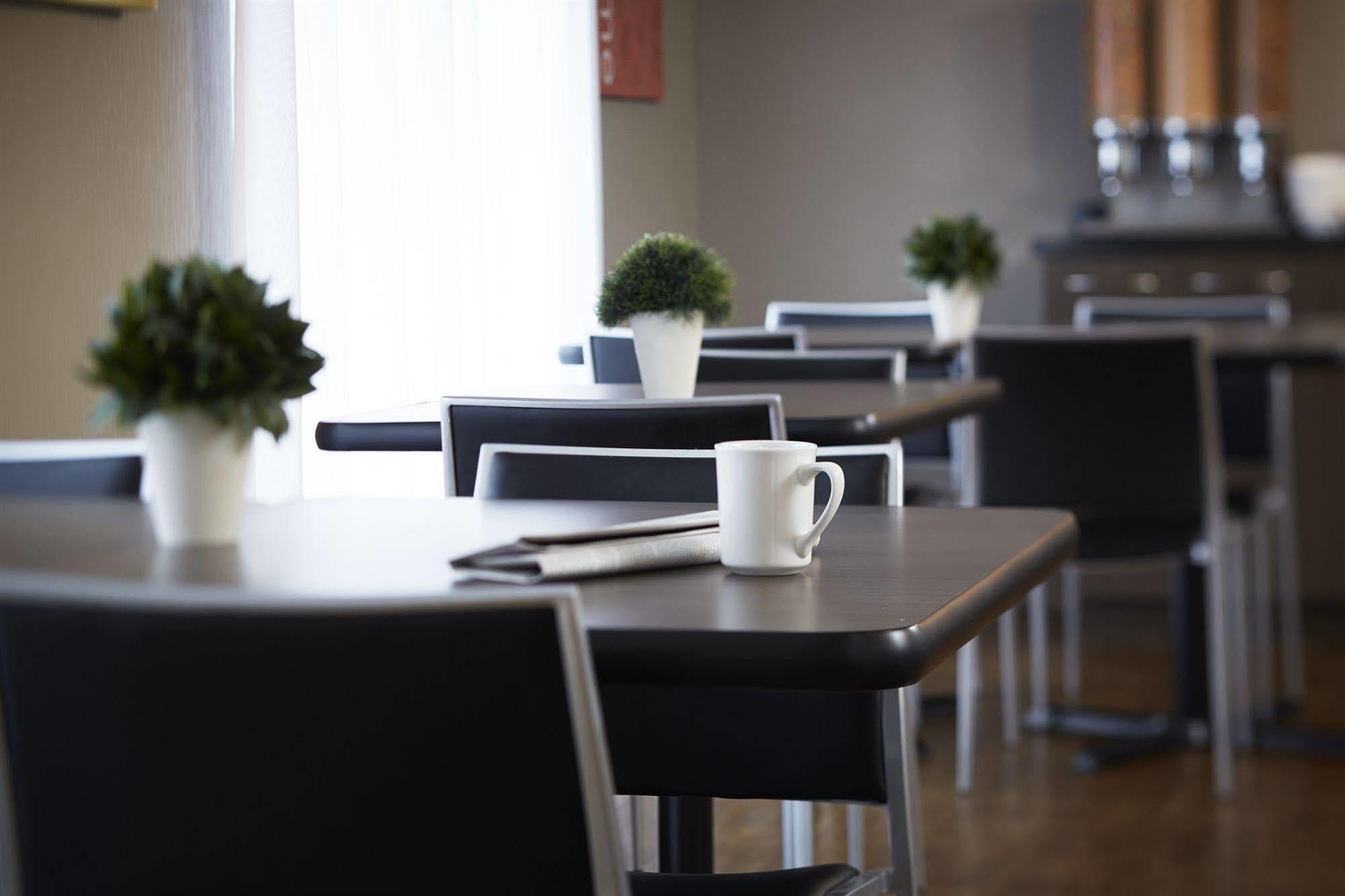 Comfort Inn Rouyn Eksteriør billede