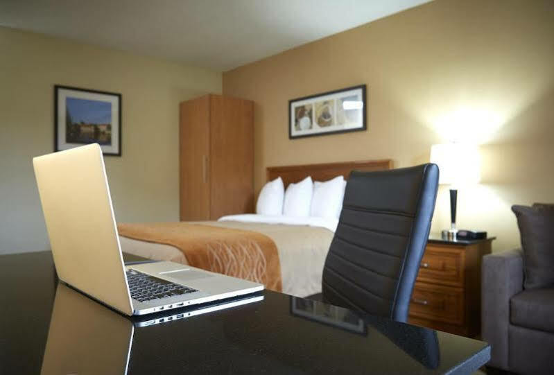 Comfort Inn Rouyn Eksteriør billede